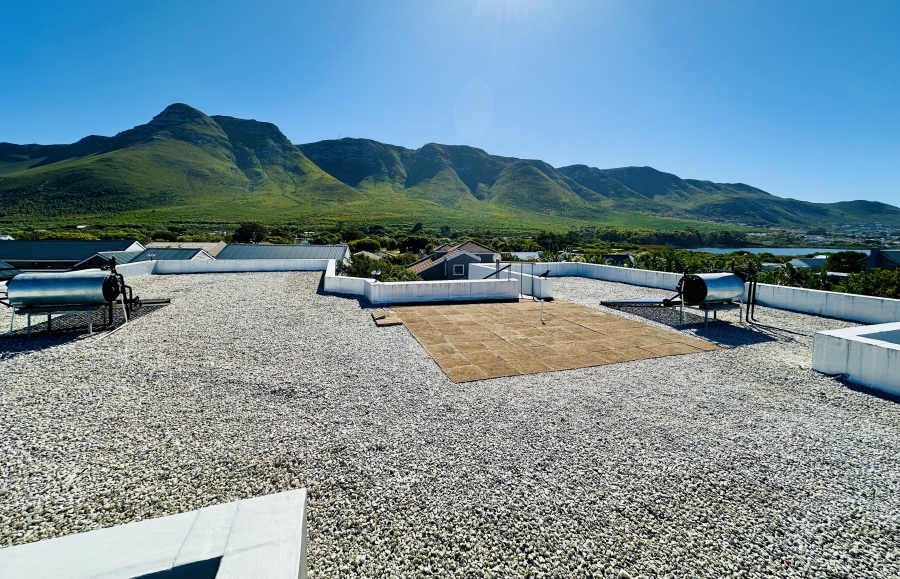 5 Bedroom Property for Sale in Vermont Western Cape